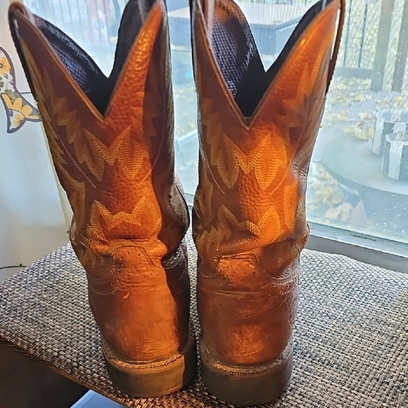 Justin Boots Brown Cowboy & Western Boots - Picture 3 of 9
